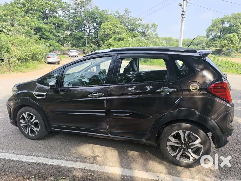 Honda Wr-v 2018 Top Model Showroom Condition.