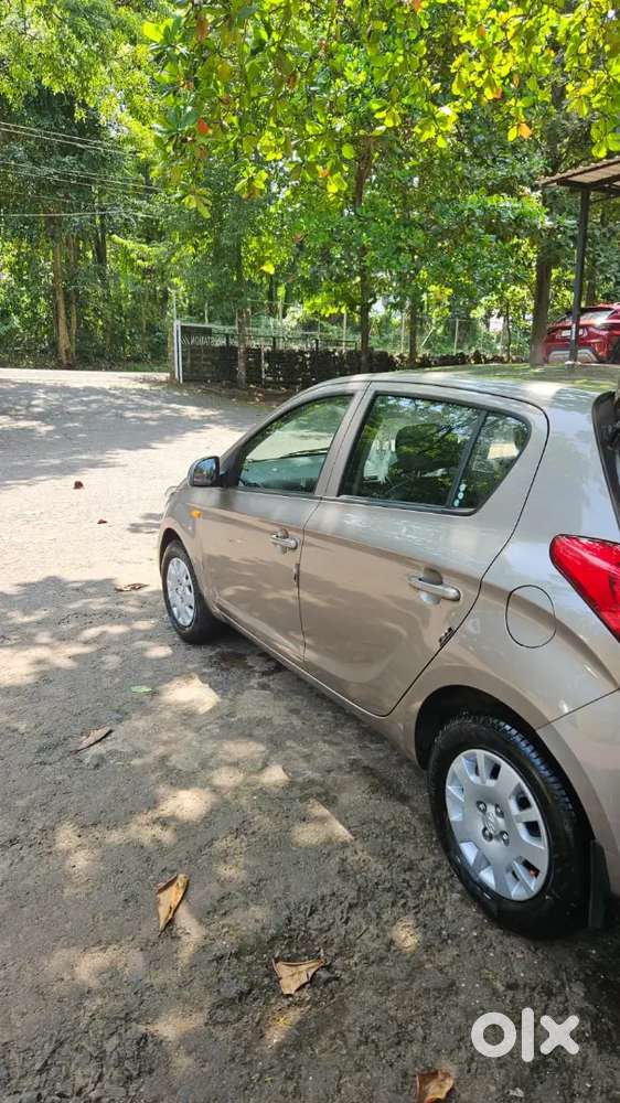 Hyundai I20 2013 Petrol Well Maintained