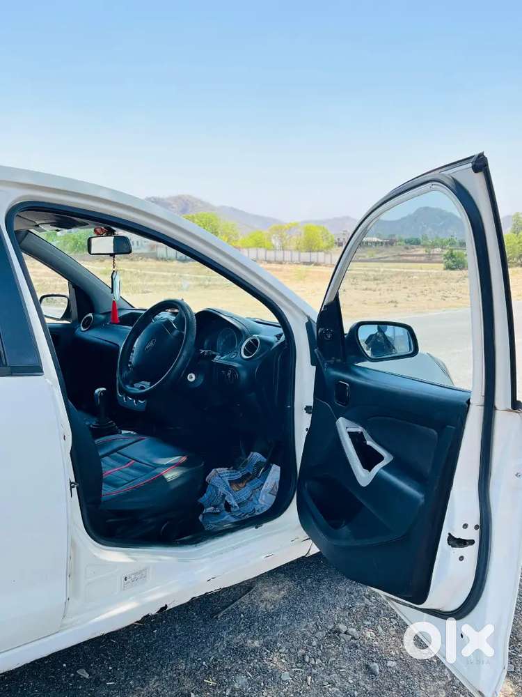 Ford Figo Diamond Zxi Diesel  Car Ac Working  Well Condition