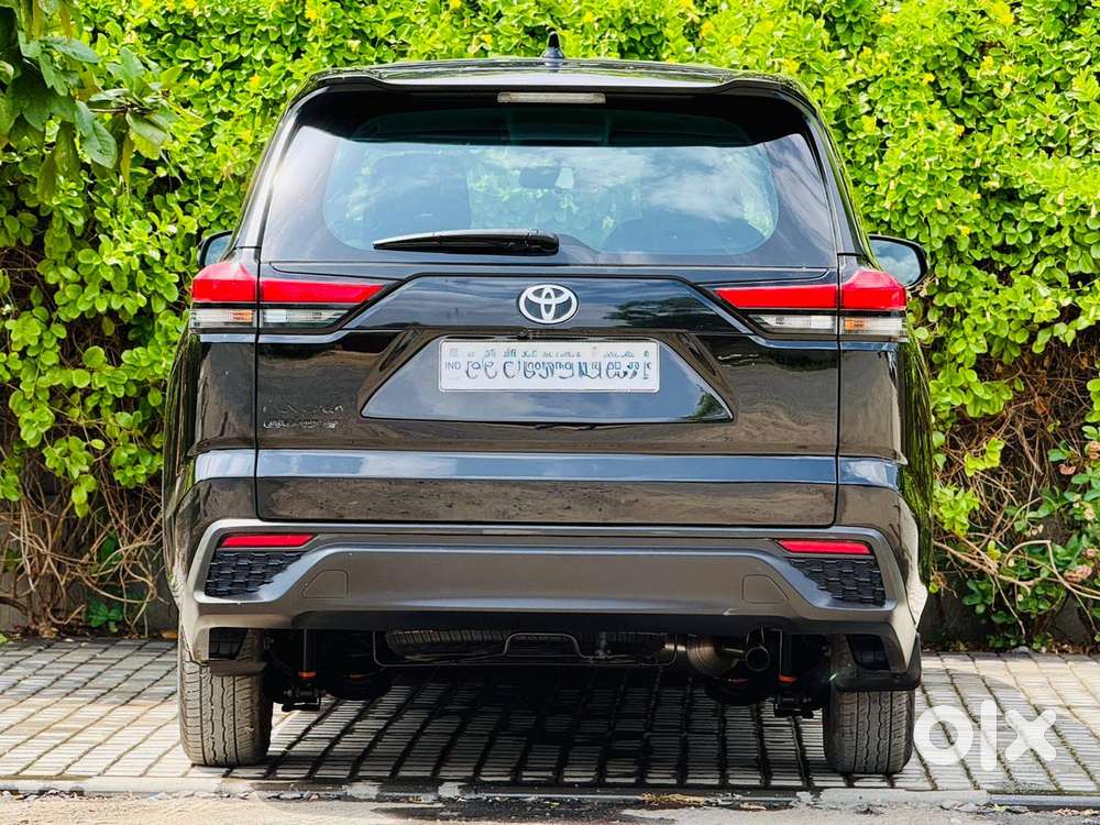 Toyota Innova Hycross 2.0 Gx 7 Str, 2023, Petrol