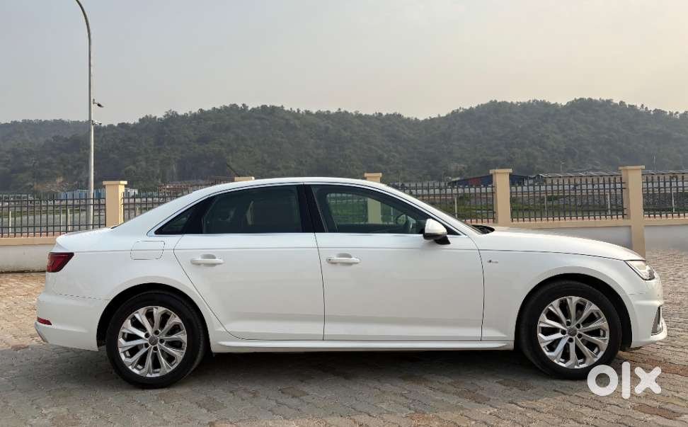 Audi A4, 2020, Petrol