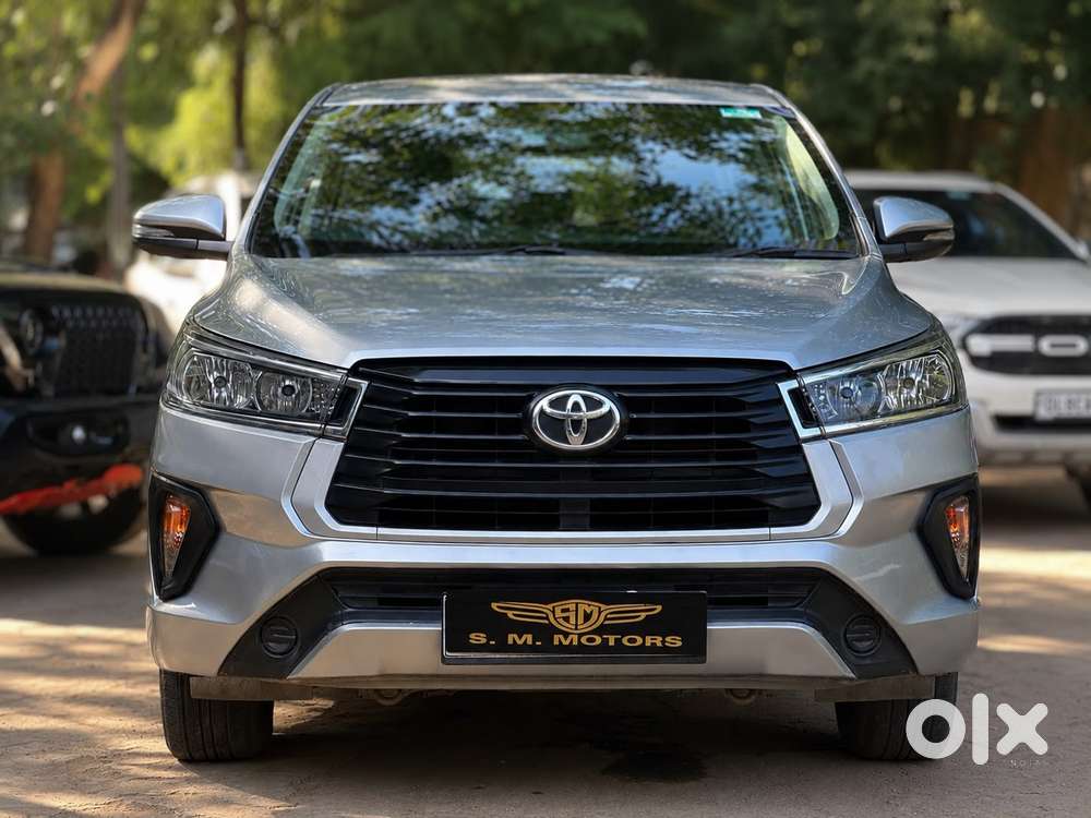 Toyota Innova Crysta 2.4 G Mt 8s, 2022, Diesel