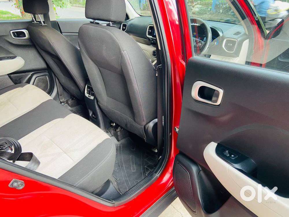 Hyundai Venue 1.2 S (o), 2023, Petrol