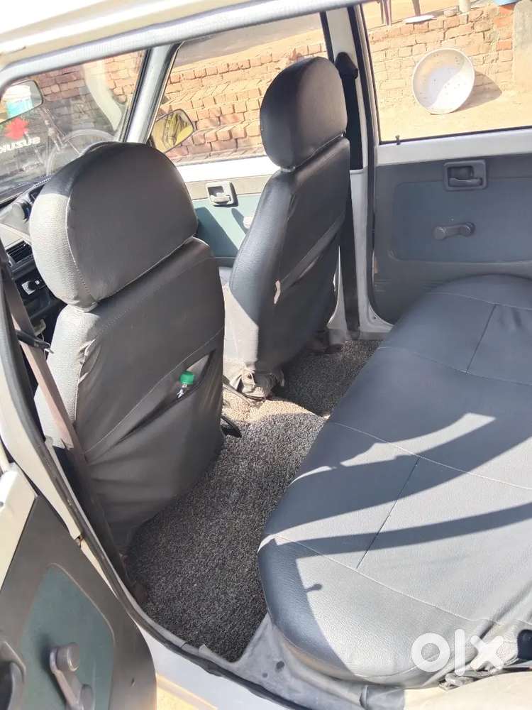 Maruti Suzuki 800 Std 2010 Petrol