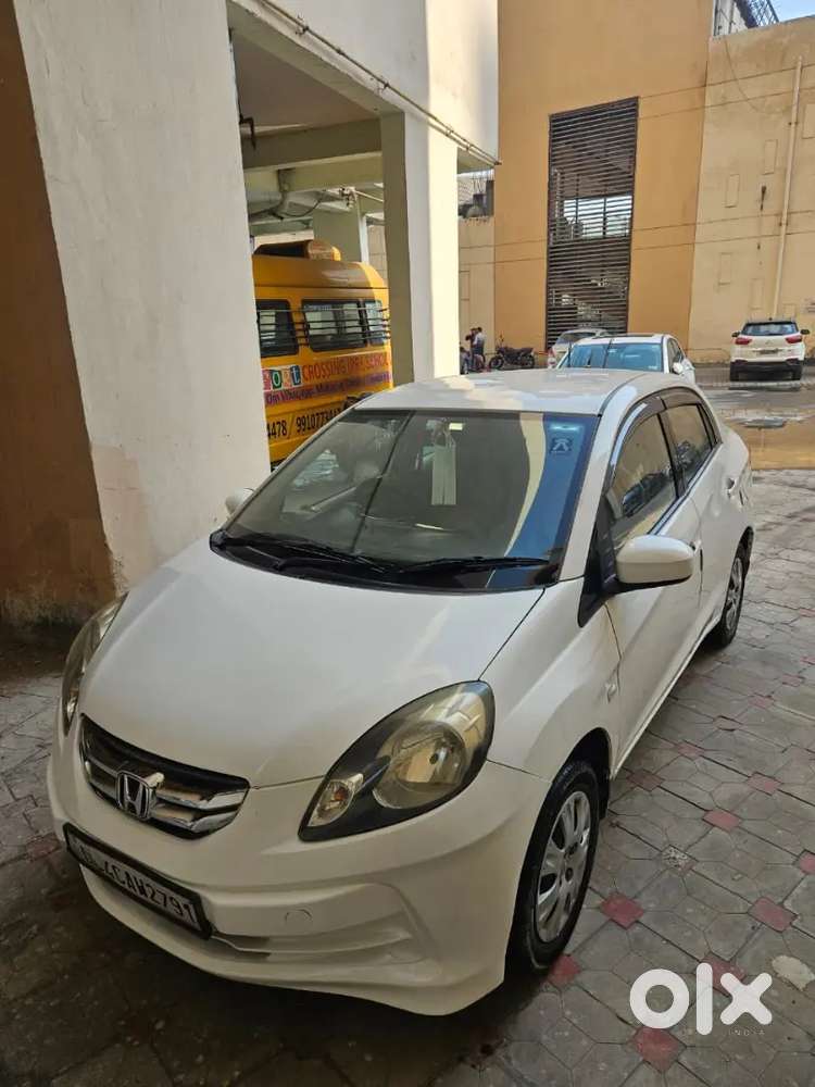 Honda Amaze Cng