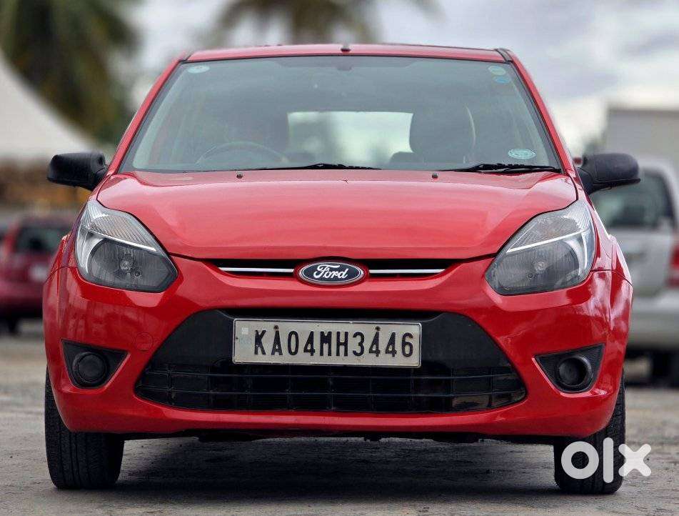 Ford Figo, 2010, Petrol