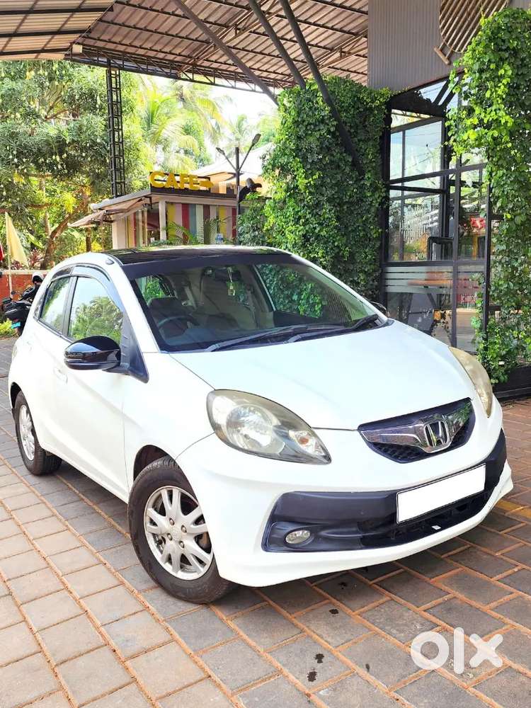 Honda Brio 2015 Petrol Well Maintained