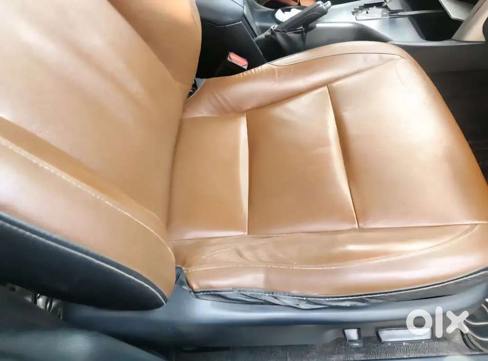 Toyota Innova Crysta 2016 Diesel At