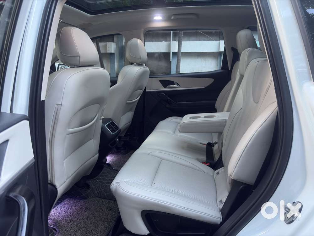 Mahindra Xuv700 2.2 Ax 7 Diesel At Luxury Pack Str, 2022, Diesel