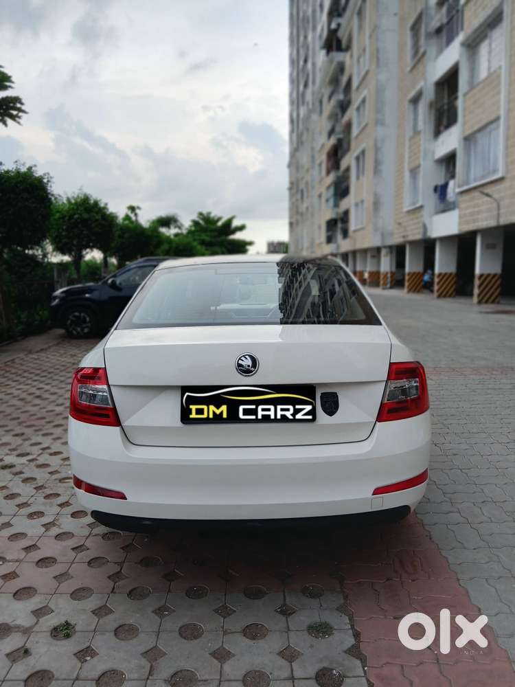Skoda Octavia 1.9 Elegance Tdi, 2015, Diesel