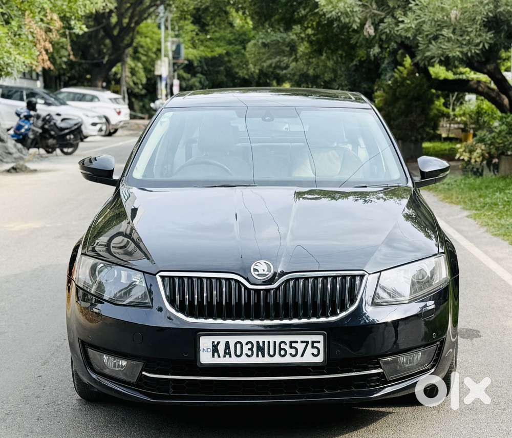Skoda Octavia Elegance 1.8 Tsi At, 2014, Petrol