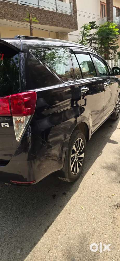 Toyota Innova Crysta 2021