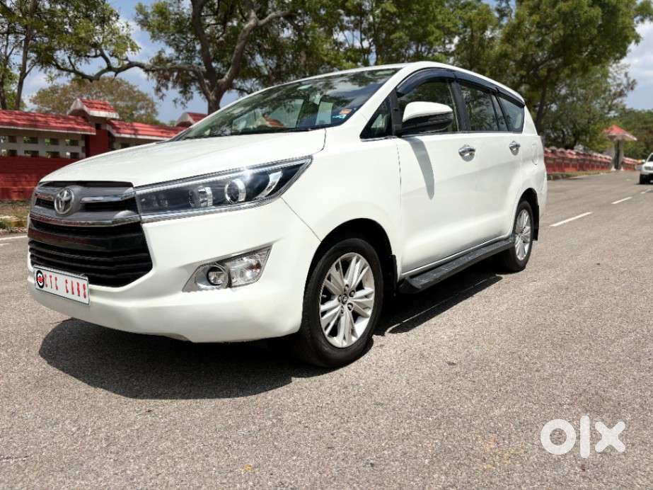 Toyota Innova Crysta 2.8z Automatic, 2018, Diesel