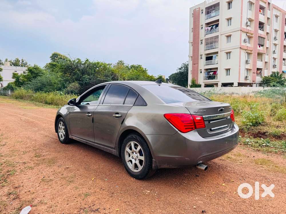 Chevrolet Cruze 2011 Year