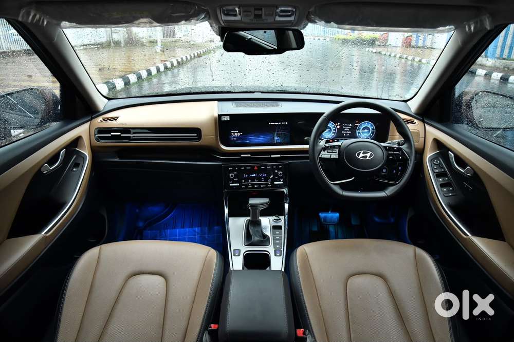 Hyundai Alcazar Signature 1.5 Petrol Dct 7str, 2025, Petrol