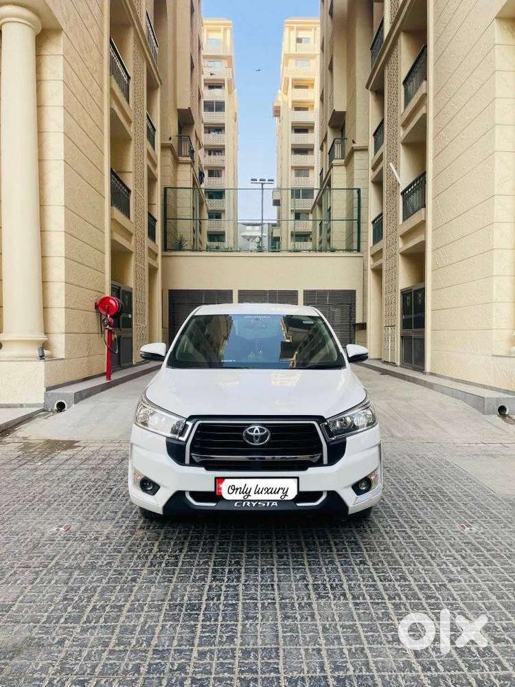 Toyota Innova Crysta 2.4 G Plus Mt 7 Str, 2023, Diesel