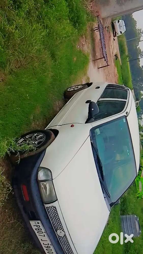 Maruti Suzuki Estilo 2001 पेट्रोल