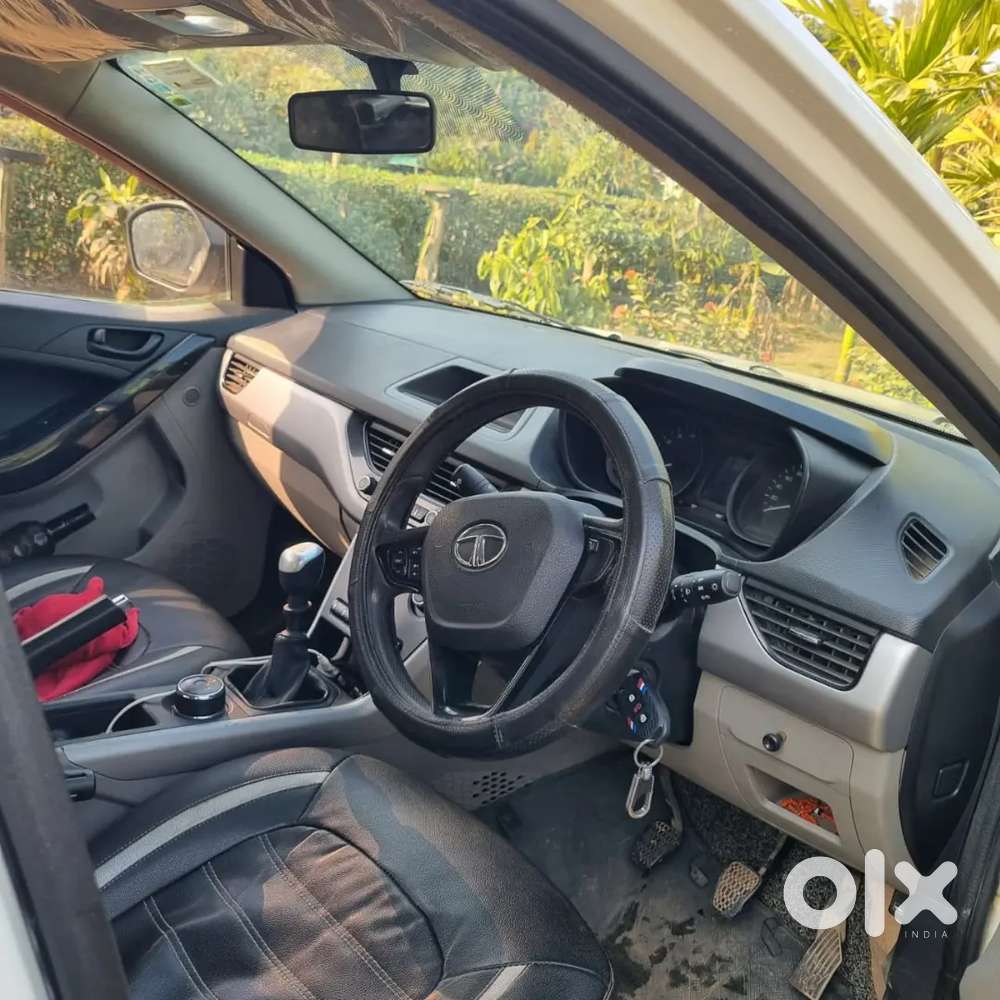 Tata Nexon Xm 2018