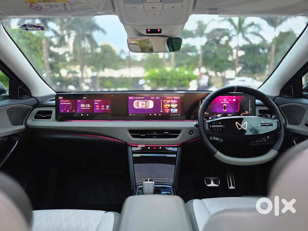 Mahindra Xev 9e Pack Three (top Model), 2025, Electric