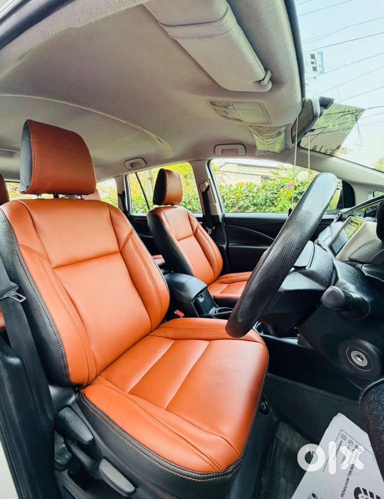 Toyota Innova Crysta 2019