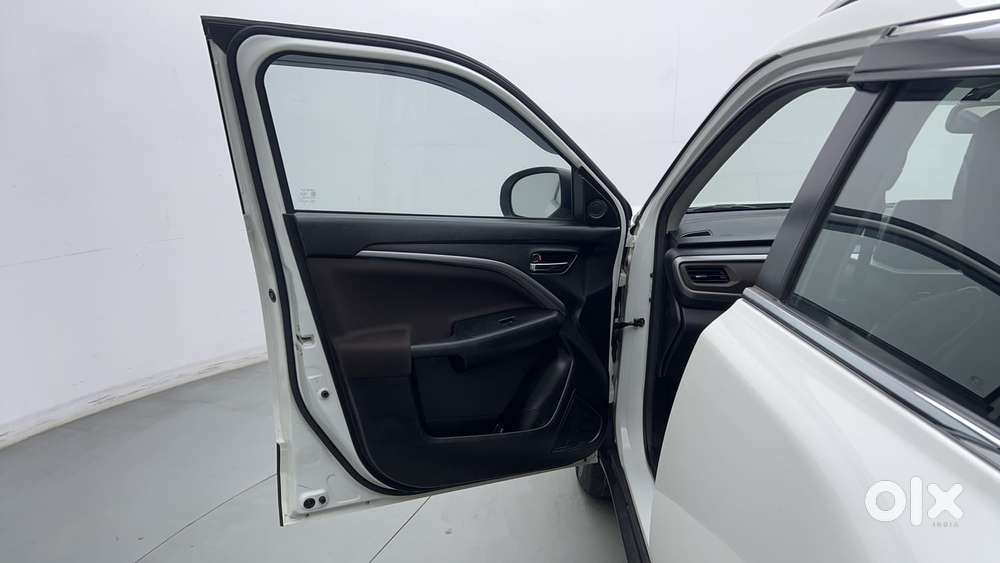 Maruti Suzuki Vitara Brezza 1.5 Zxi, 2024, Petrol
