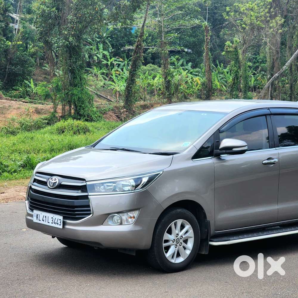 Toyota Innova Crysta 2.4 Gx Mt, 2016, Diesel