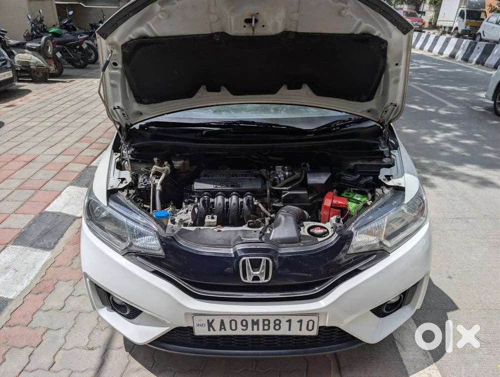 Honda Jazz V AT i-VTEC, 2015, Petrol