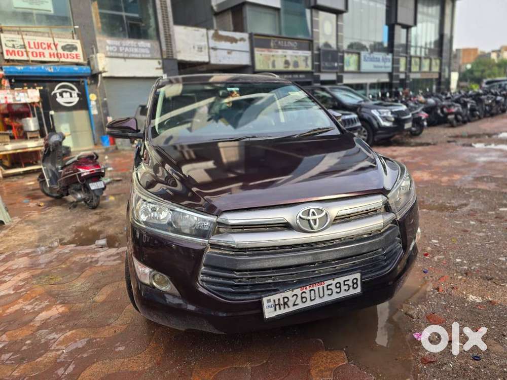 Toyota Innova Crysta 2018 Diesel Well Maintained