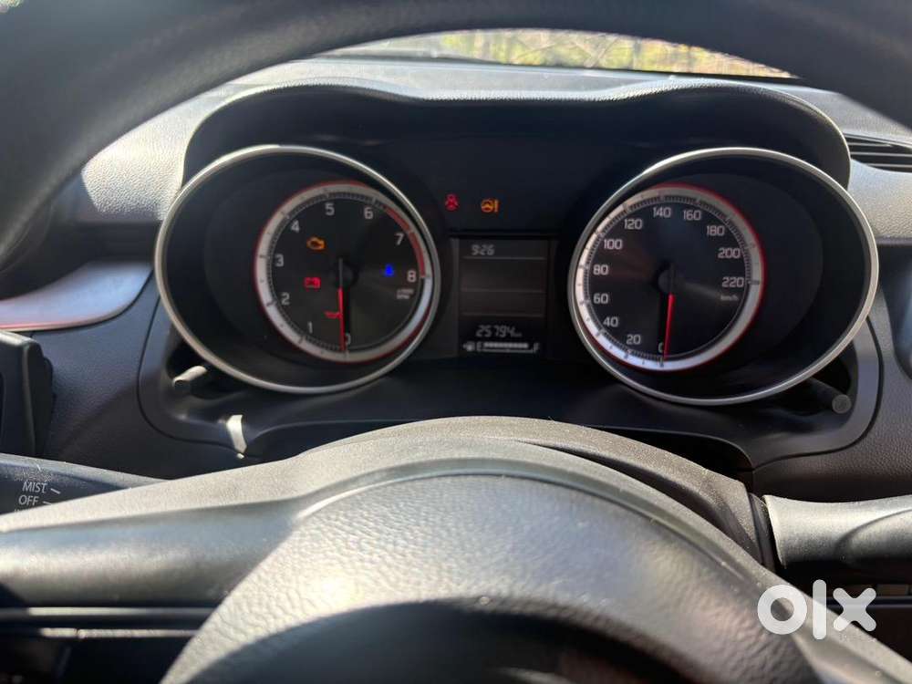 Maruti Suzuki Swift 2021 Petrol 29000 Km Driven
