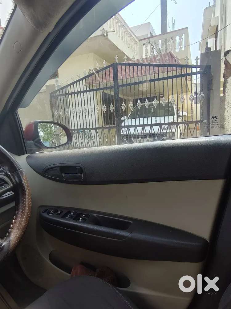 Hyundai I20 2010 Petrol Well Maintained