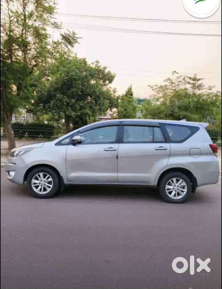 Toyota Innova Crysta 2023