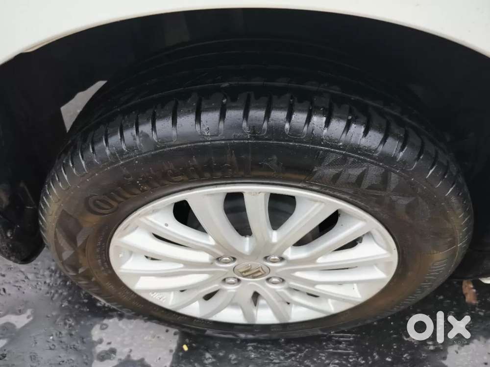 Maruti Suzuki Dzire 1.2 Zxi Amt, 2018, Petrol