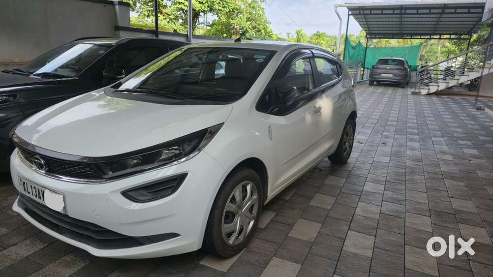 Tata Altroz Petrol 2022