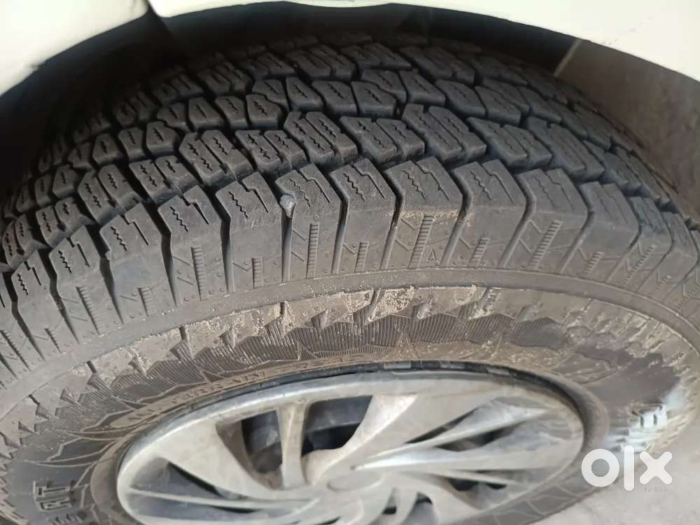 Mahindra Tuv 300 2019