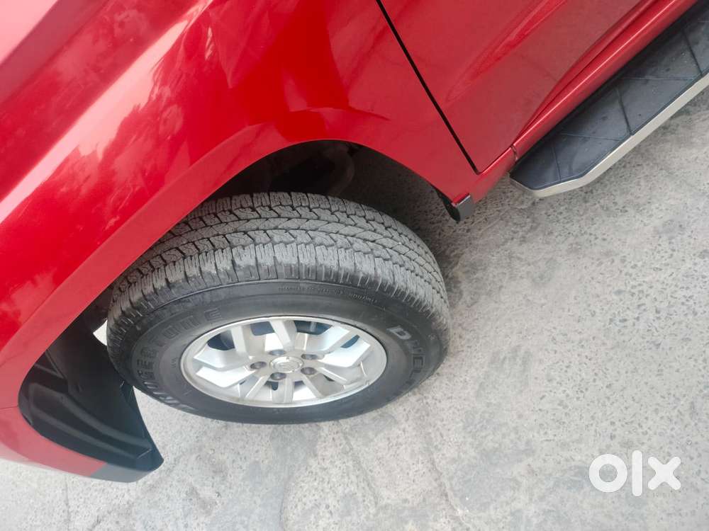 Mahindra Tuv 300 T8, 2017, Diesel