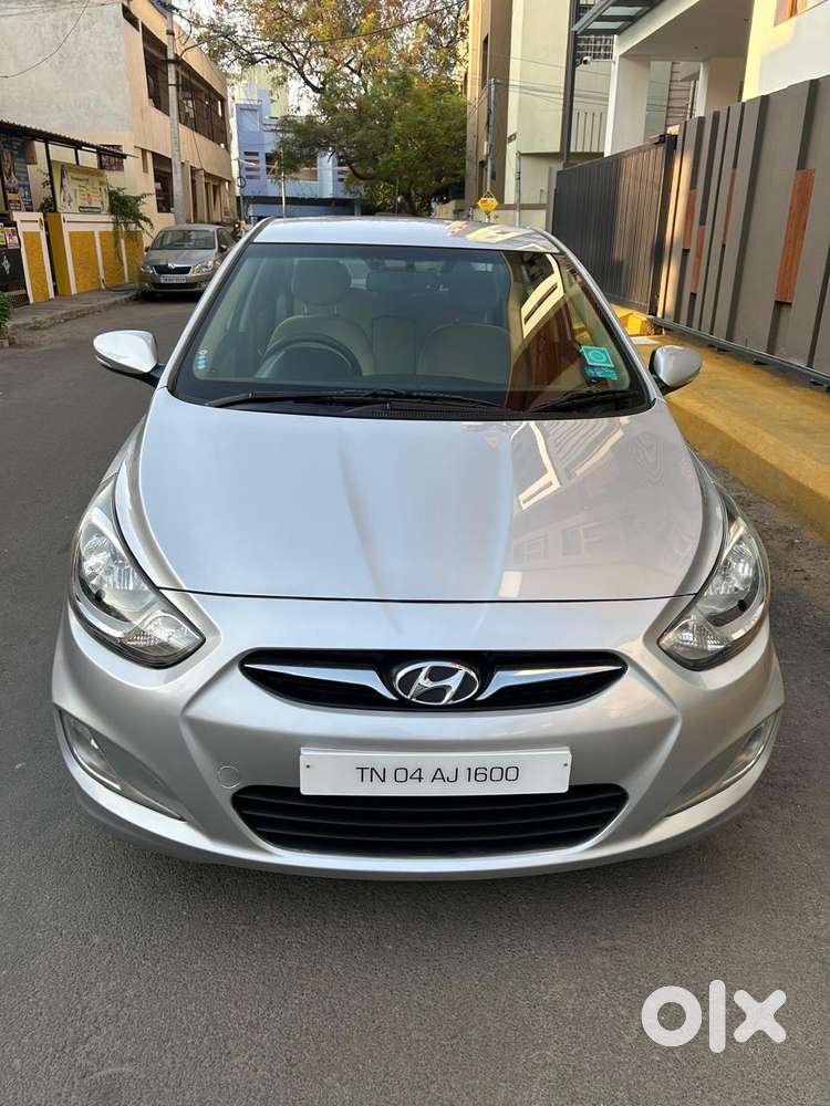 Hyundai Verna Fluidic 1.6 Vtvt Sx, 2011, Petrol