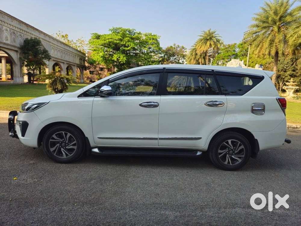 Toyota Innova Crysta 2.4 V 8 Str, 2021, Diesel