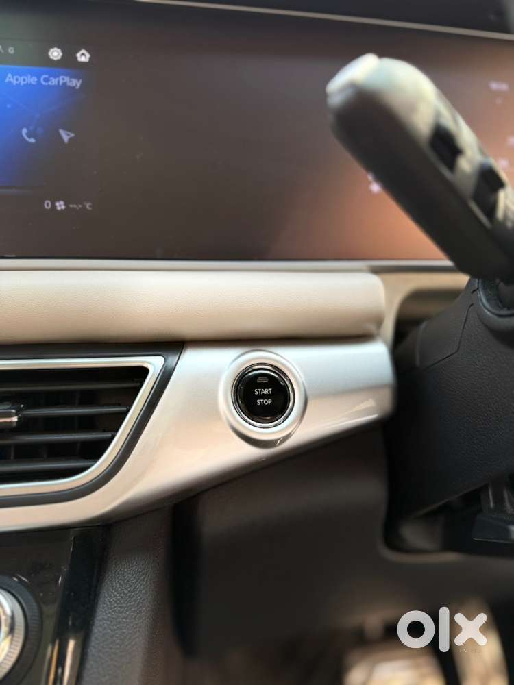 Mahindra Xuv700 Diesel Auto Ax7 L 1st Owner Pb 91