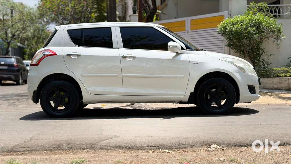 Maruti Suzuki Swift 2012 Diesel 46000 Km Driven