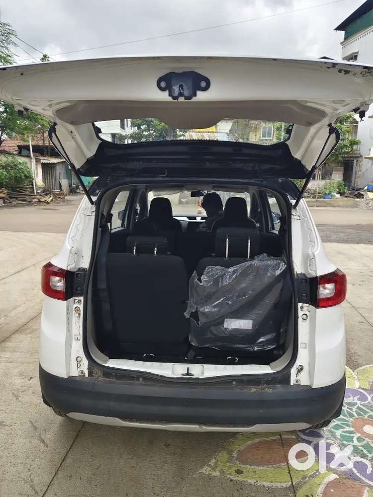 Renault Triber 2023 Petrol