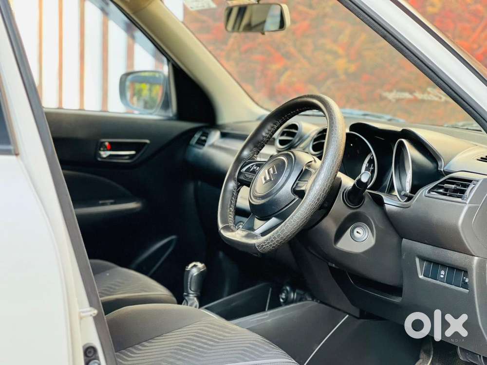 Maruti Suzuki Swift Vxi Abs Bsiv, 2021, Petrol