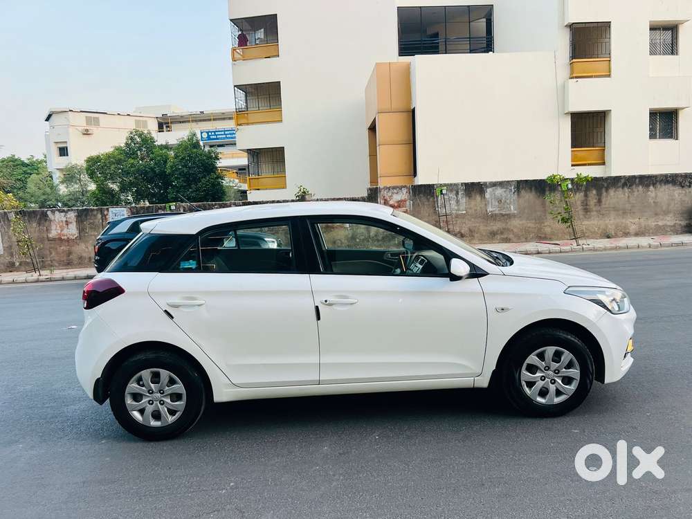 Hyundai I20 Sportz Plus, 2020, Cng & Hybrids