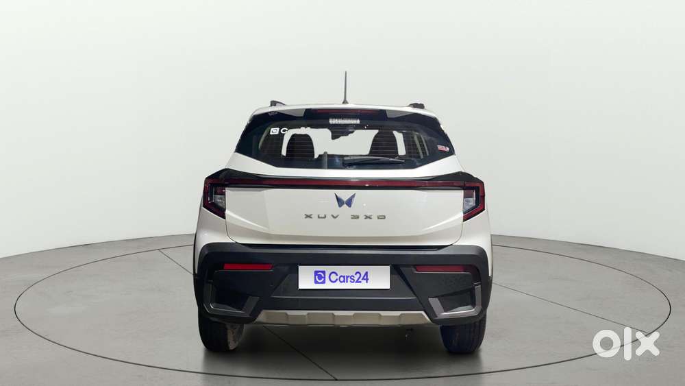 Mahindra Xuv 3xo Ax5 Pm Mt, 2024, Petrol