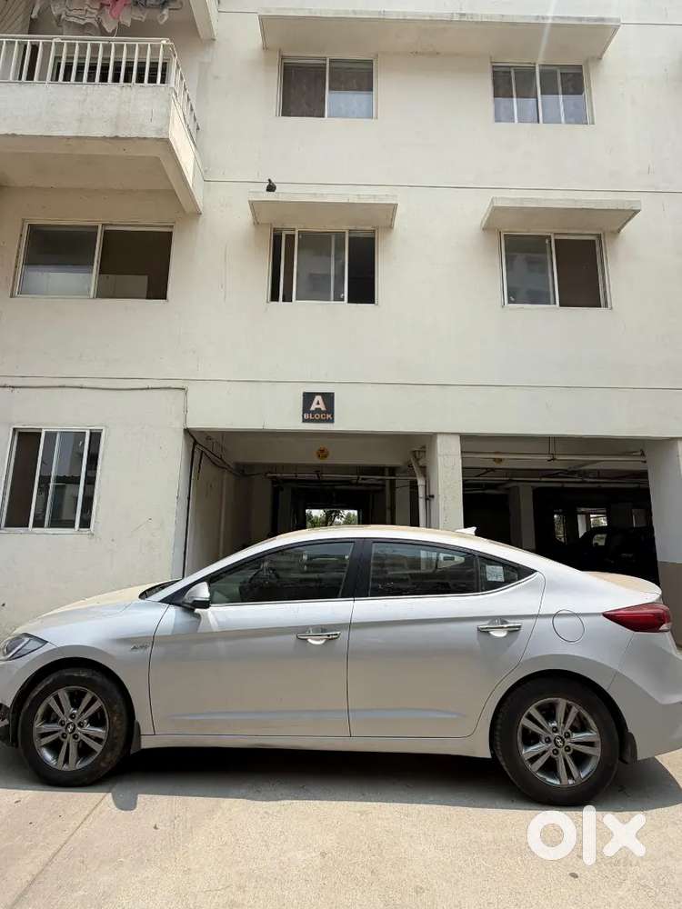 Hyundai New Elantra 2017 Petrol Well Maintained