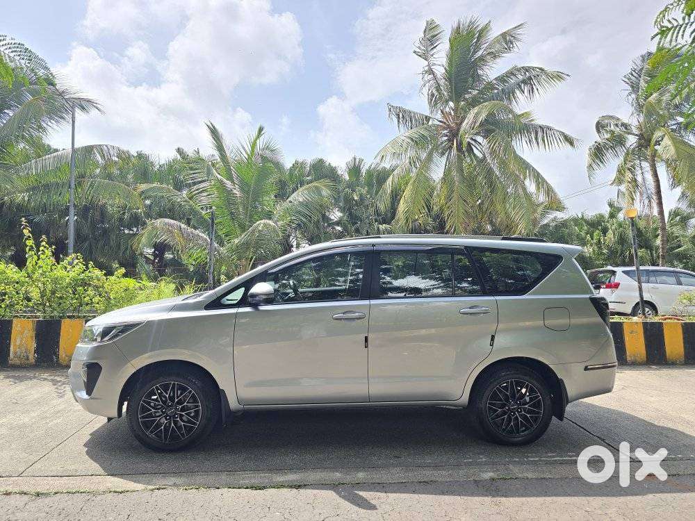 Toyota Innova Crysta [2020-ongoing] 2.4 Gx At 8 Str, 2022, Diesel