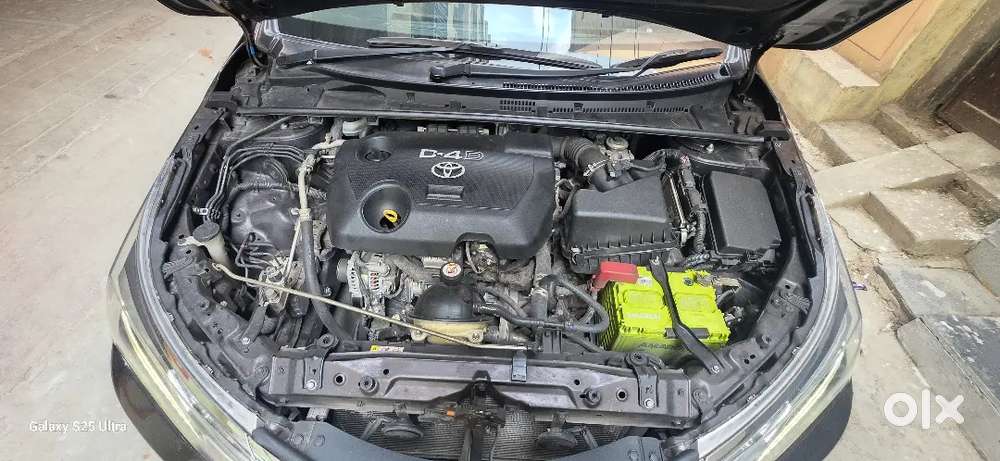 Toyota Carola Altis 1.8gl Diesel Variant Complete Showroom Track