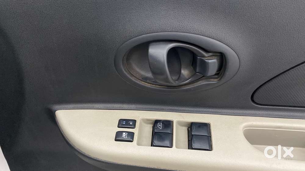 Nissan Micra Active Xv, 2014, Petrol