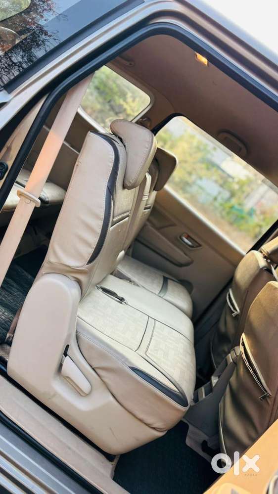 Maruti Suzuki Ertiga 1.5 Zxi Plus Shvs, 2019, Petrol