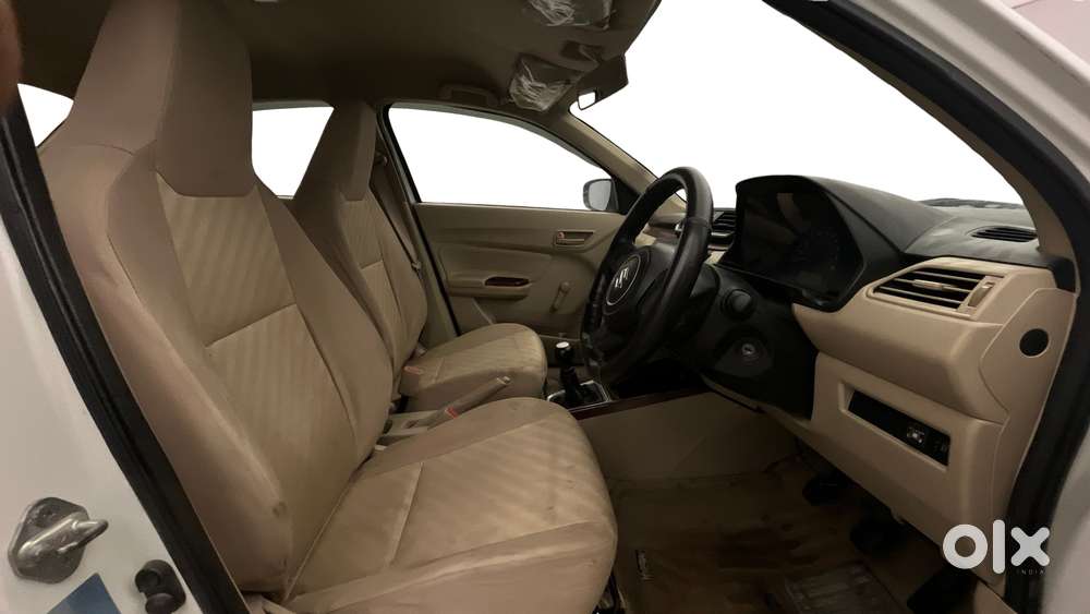 Maruti Suzuki Swift Dzire 1.2 Lxi Bsiv, 2017, Cng & Hybrids