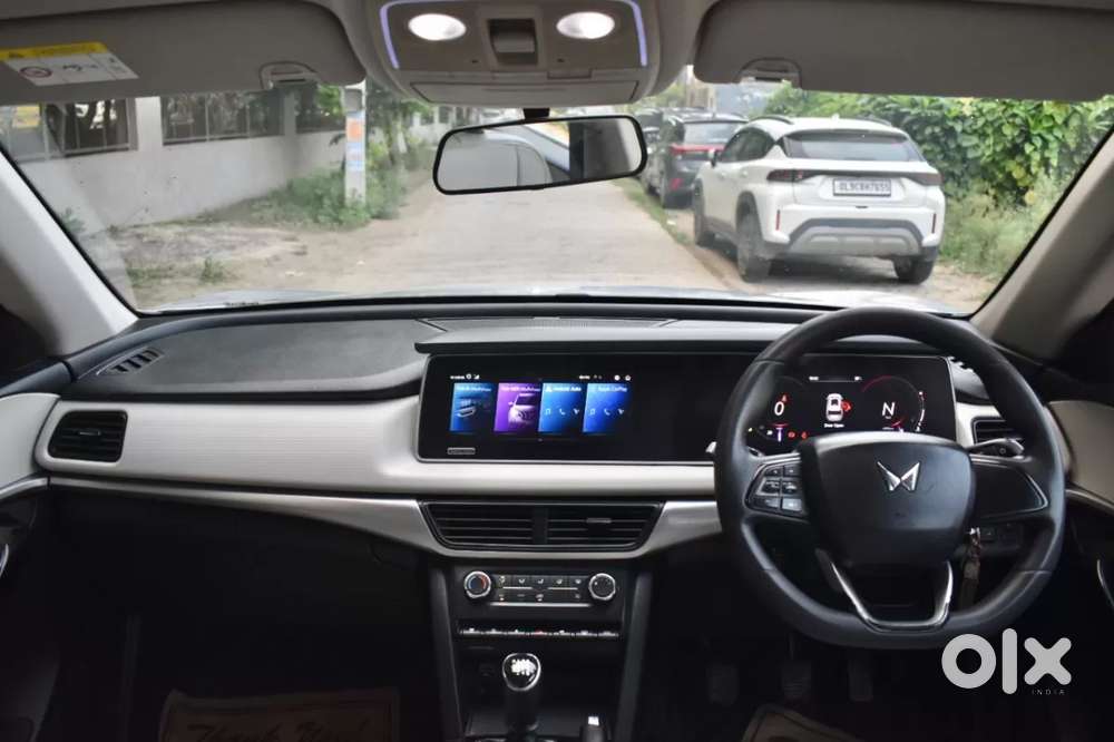 Mahindra Xuv700 2.2 Ax 5 Diesel Mt Str, 2022, Diesel